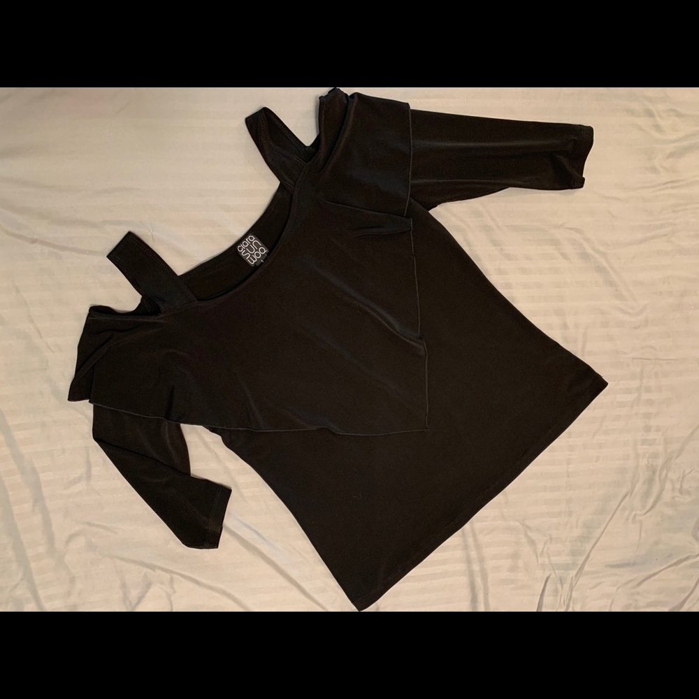 Clara Sunwoo Wrinkle Free Open Shoulder Top